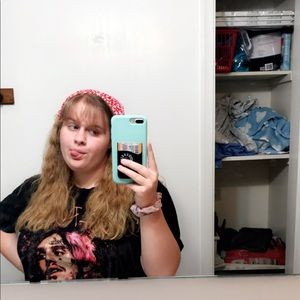 Meet your Posher, Kaylie